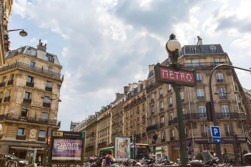 Small Triplex Appartamento Parigi